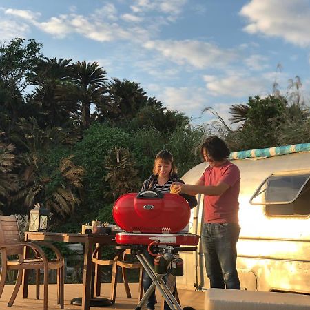 Holly Camp Airstream Villa Амами Экстерьер фото