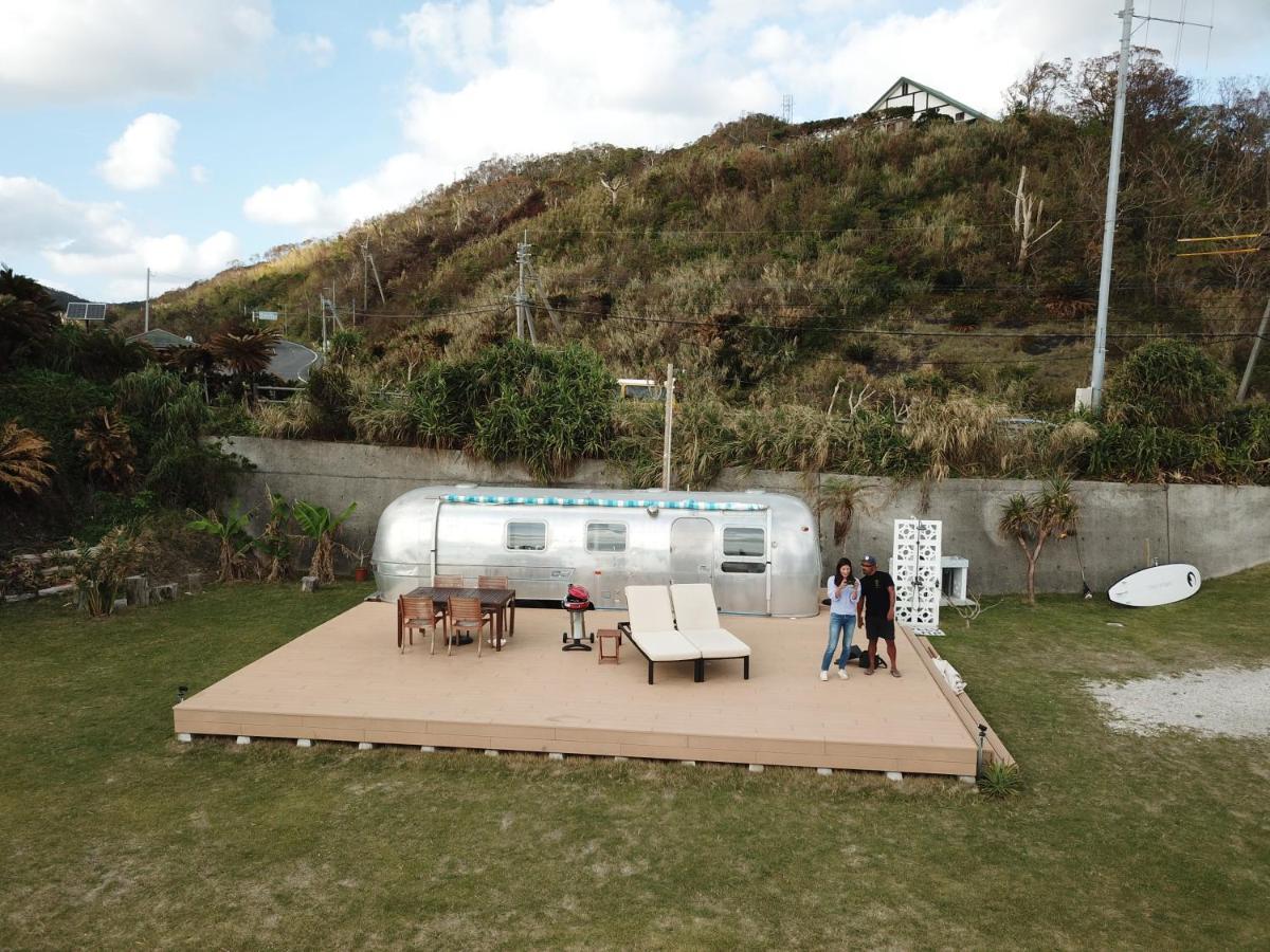 Holly Camp Airstream Villa Амами Экстерьер фото